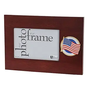 Wooden picture frame with American flag medallion for 4x6 photo
