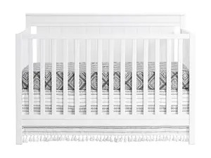 Oxford Baby Lazio convertible crib in snow white