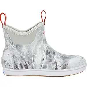 XTRATUF Mossy Oak camo fishing boots