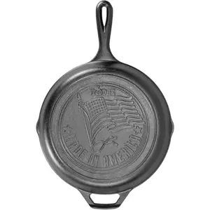 Lodge 10.25 inch cast iron skillet with American flag design