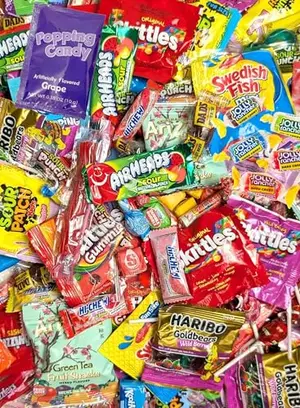 Queen Jax ultimate assorted candy party mix 2 lb bag
