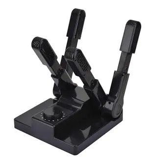 Manledio shoe dryer with four retractable drying ports