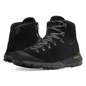 Danner Mountain 600 waterproof hiking boots in black with dark shadow accents, ideal for outdoor work