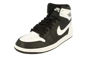 Air Jordan 1 Retro High OG Black/White sneaker, classic panda colorway