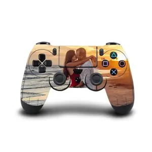 Custom vinyl skin for PS4 controller by TAIFOND